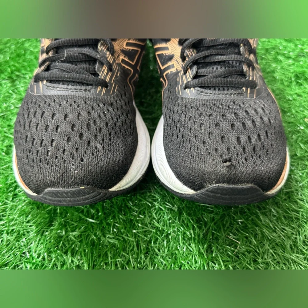 ASICS Women’s Black Running Shoes Size‎ 7